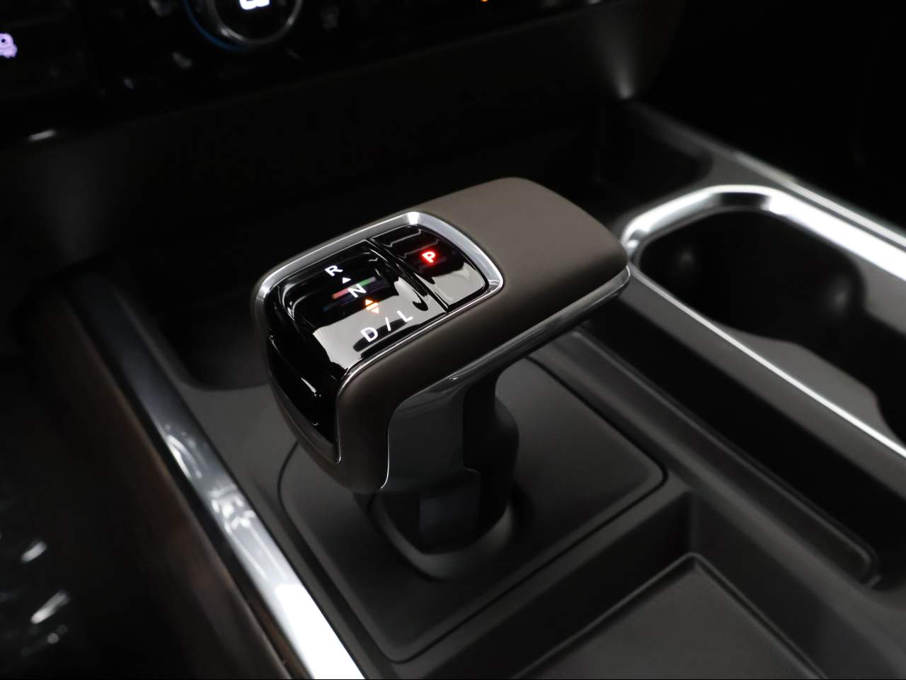 2026 GMC Sierra 1500 Crew Cab SLT 4WD
