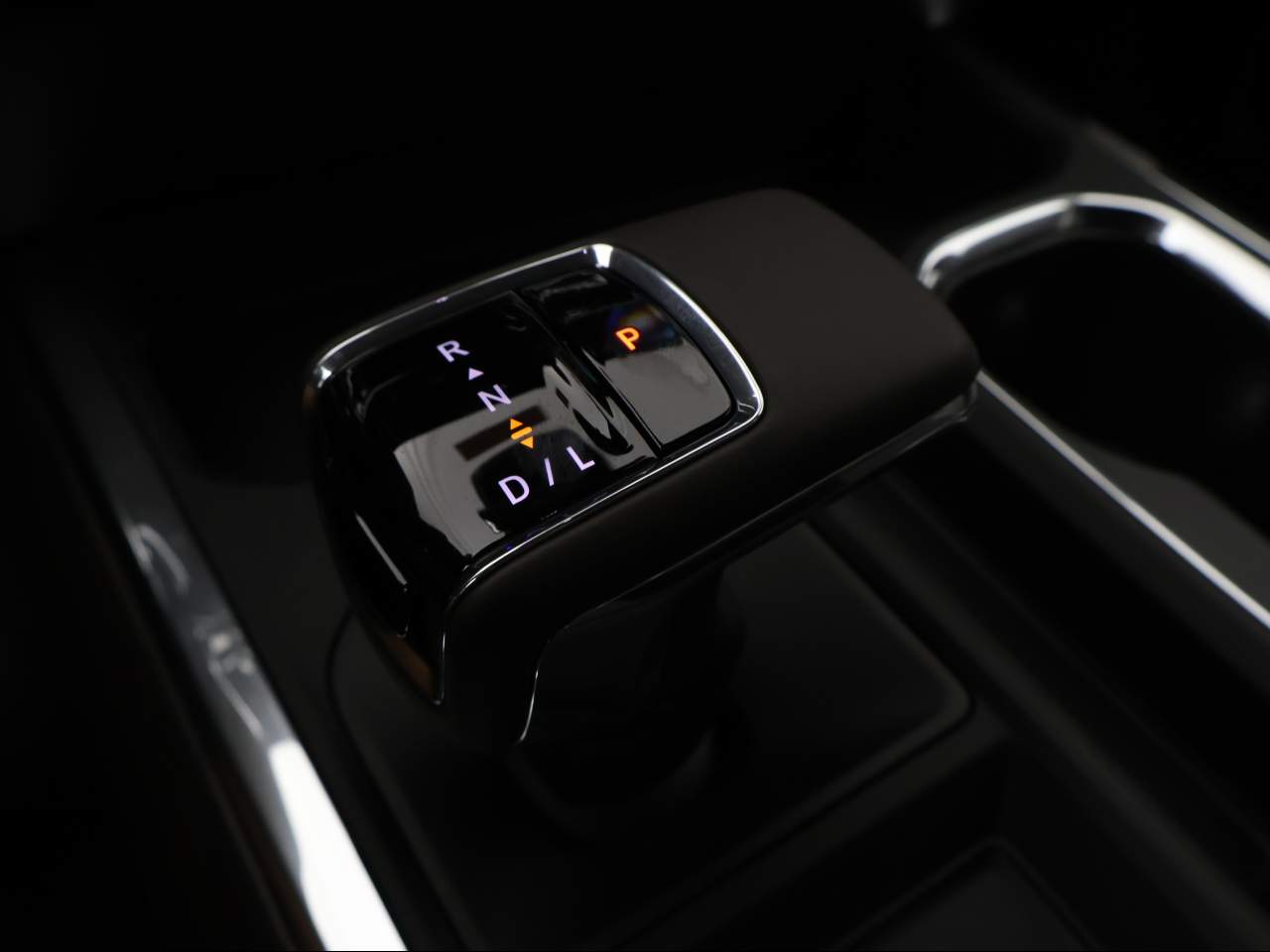 2025 GMC Sierra 1500 Crew Cab SLT 4WD