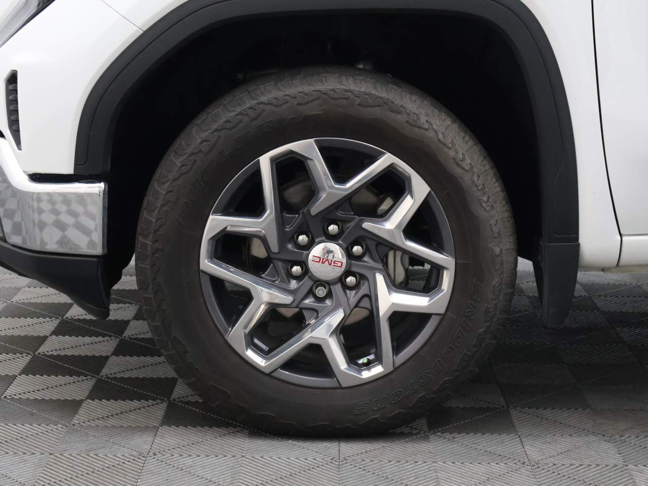 2023 GMC Sierra 1500 SLT Crew Cab