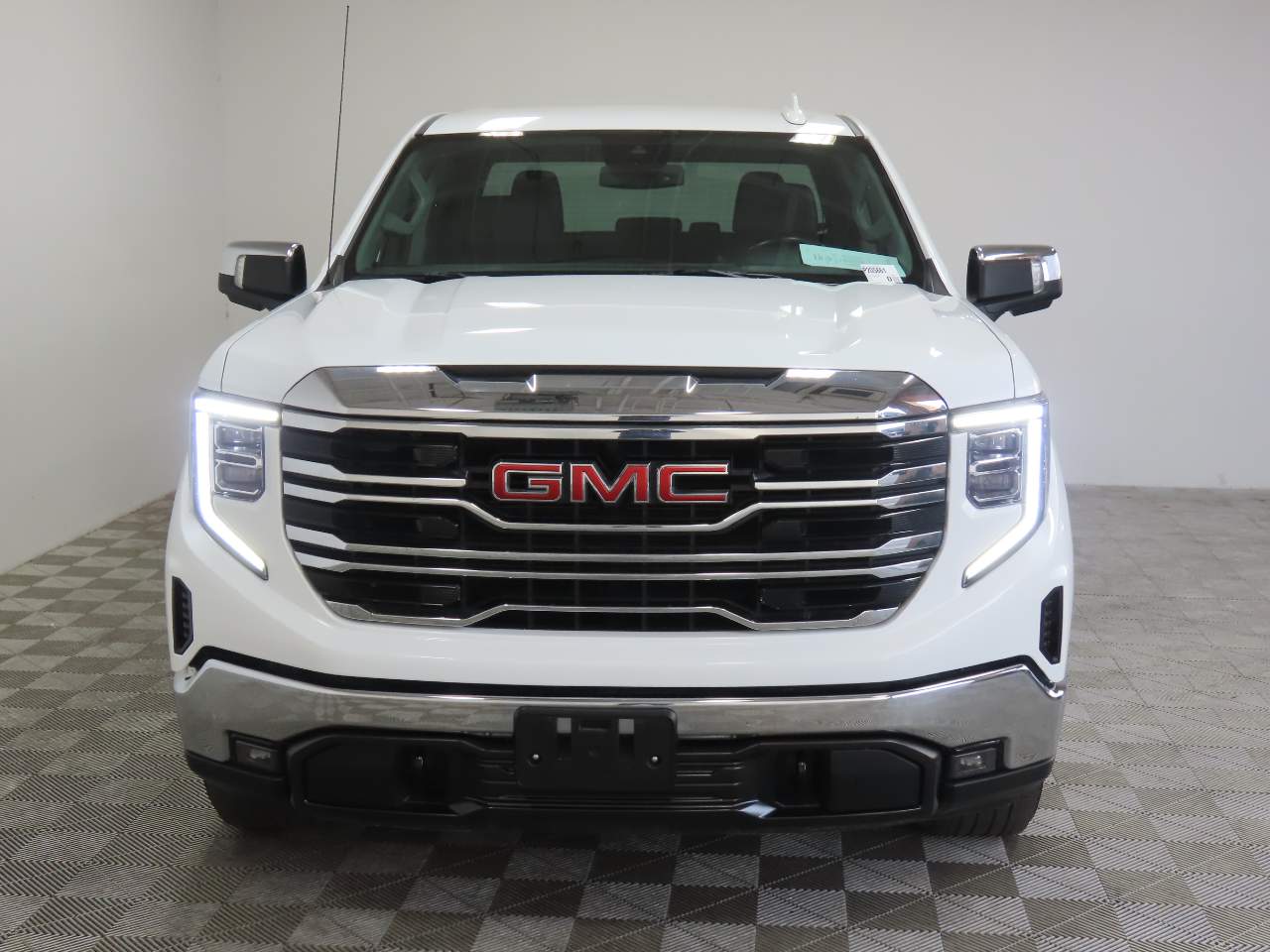 2024 GMC Sierra 1500 SLT Crew Cab