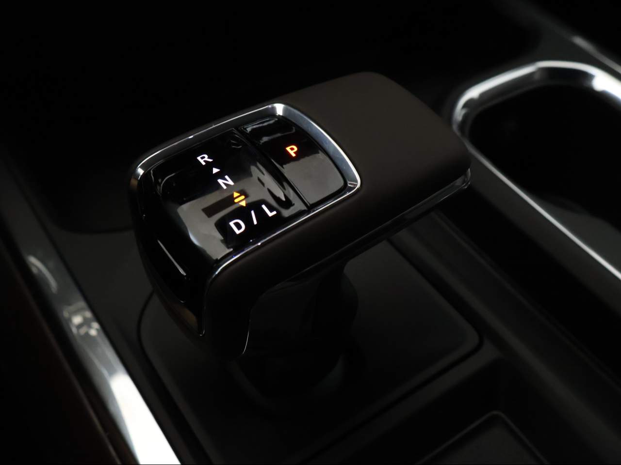 2025 GMC Sierra 1500 Crew Cab SLT 4WD