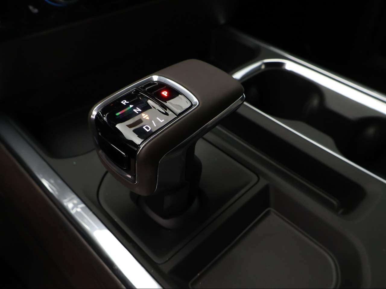 2026 GMC Sierra 1500 Crew Cab SLT 4WD