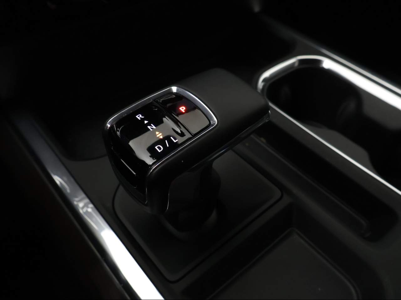 2025 GMC Sierra 1500 SLT Crew Cab