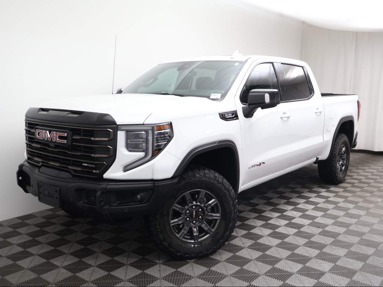 2025 GMC Sierra 1500 AT4X Crew Cab