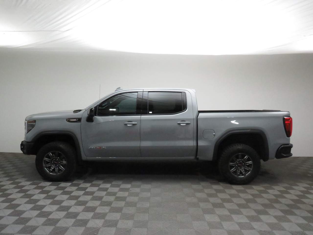 2024 GMC Sierra 1500 AT4X Crew Cab
