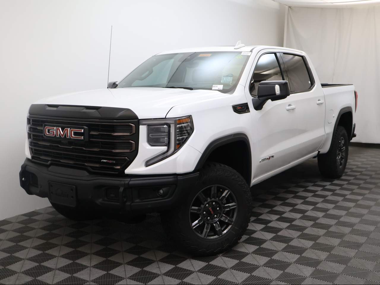 2025 GMC Sierra 1500 Crew Cab AT4X 4WD