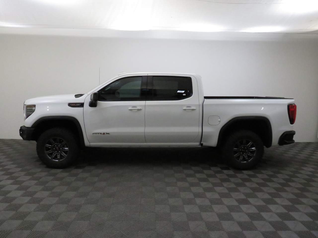 2025 GMC Sierra 1500 Crew Cab AT4X 4WD