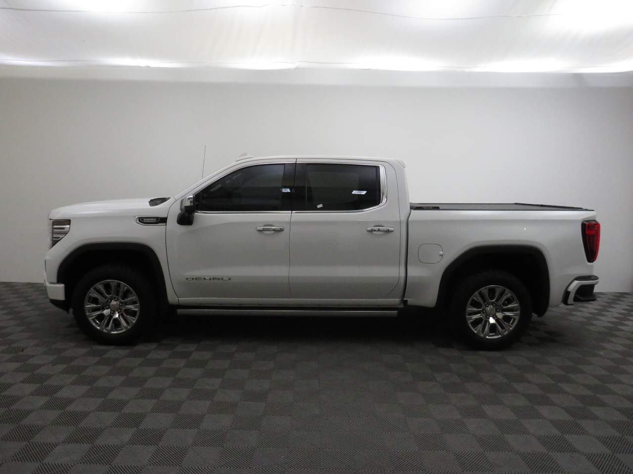 Used 2023 GMC Sierra 1500 Denali Denali with VIN 3GTUUGE88PG133639 for sale in Yuma, AZ