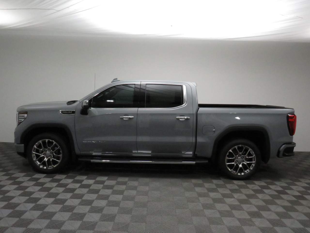 2025 GMC Sierra 1500 Crew Cab Denali 4WD