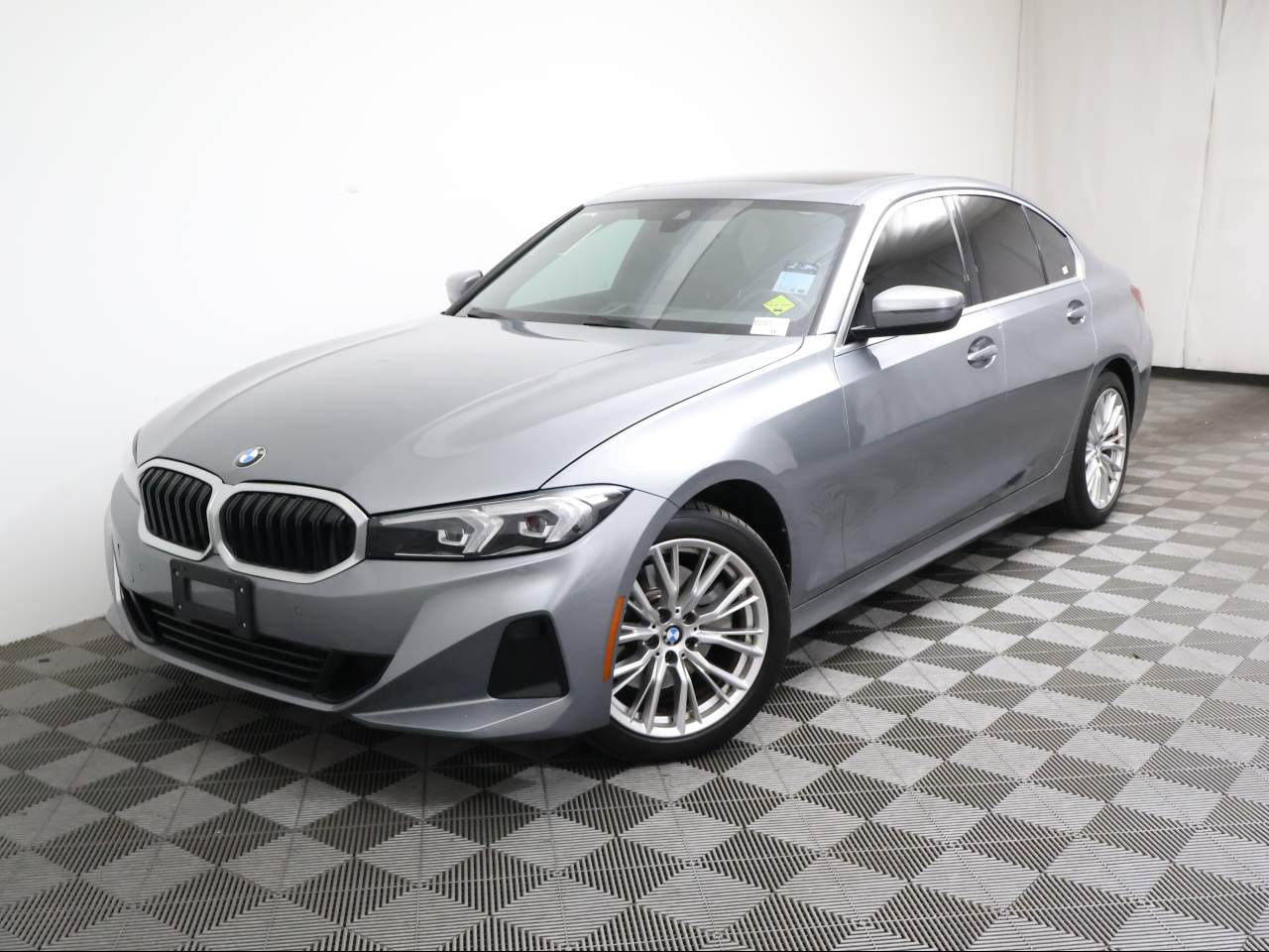 2024 BMW 3-Series 330i
