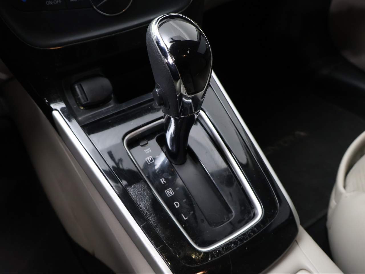 2016 Nissan Sentra SL