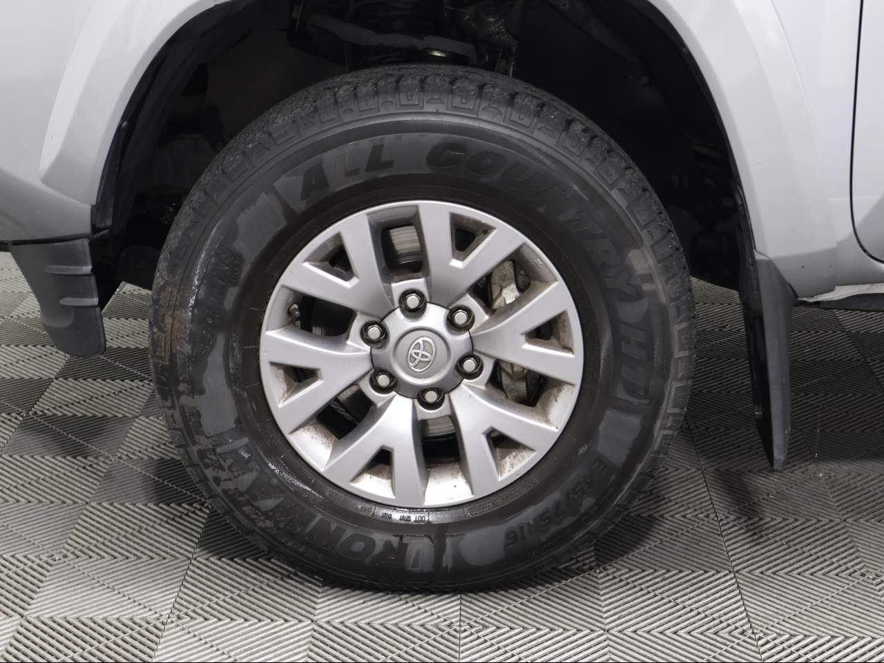 2018 Toyota Tacoma SR5 V6 Crew Cab