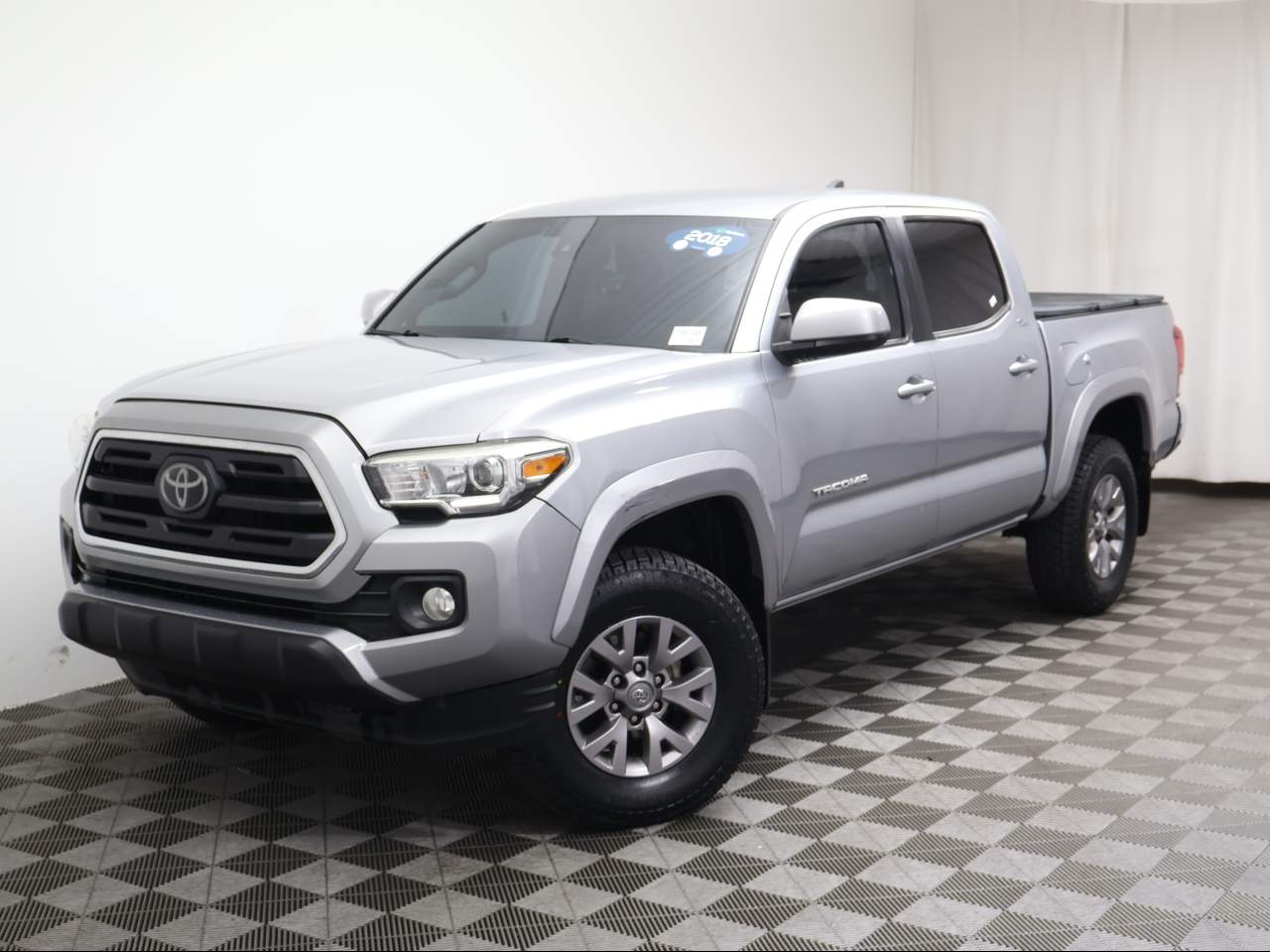 2018 Toyota Tacoma SR5 V6 Crew Cab