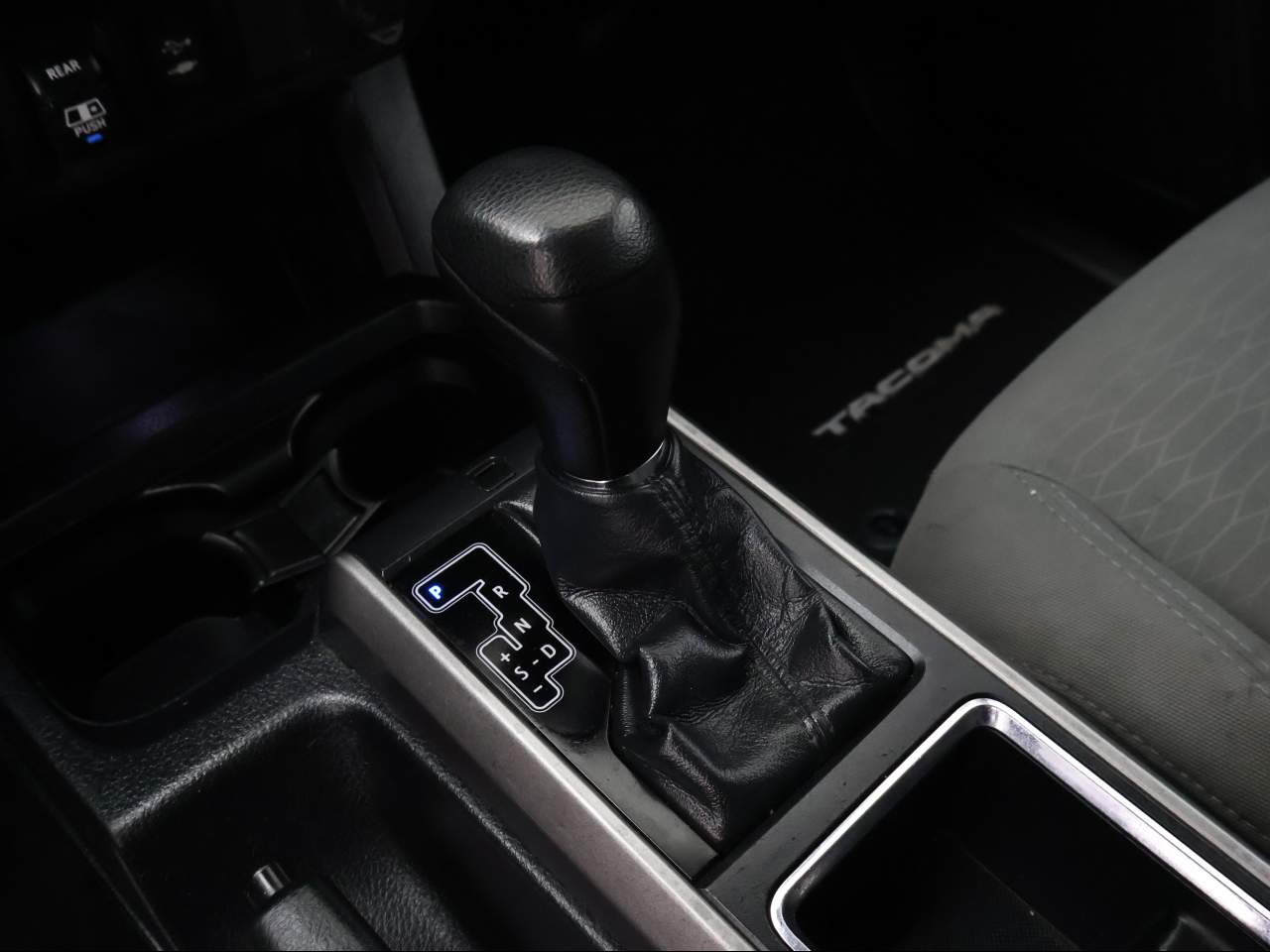 2018 Toyota Tacoma SR5 V6 Crew Cab