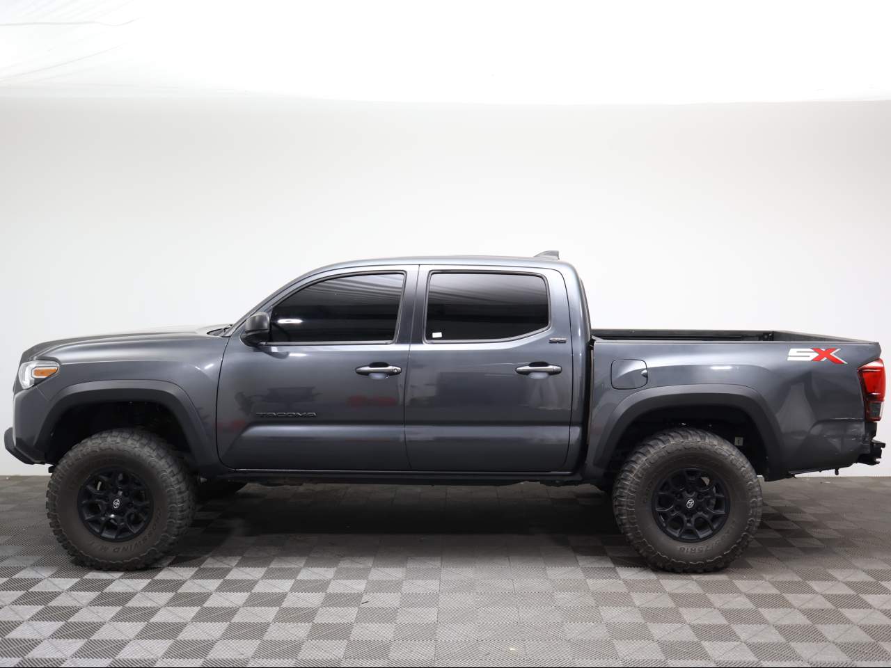 2023 Toyota Tacoma SR5 V6 Crew Cab