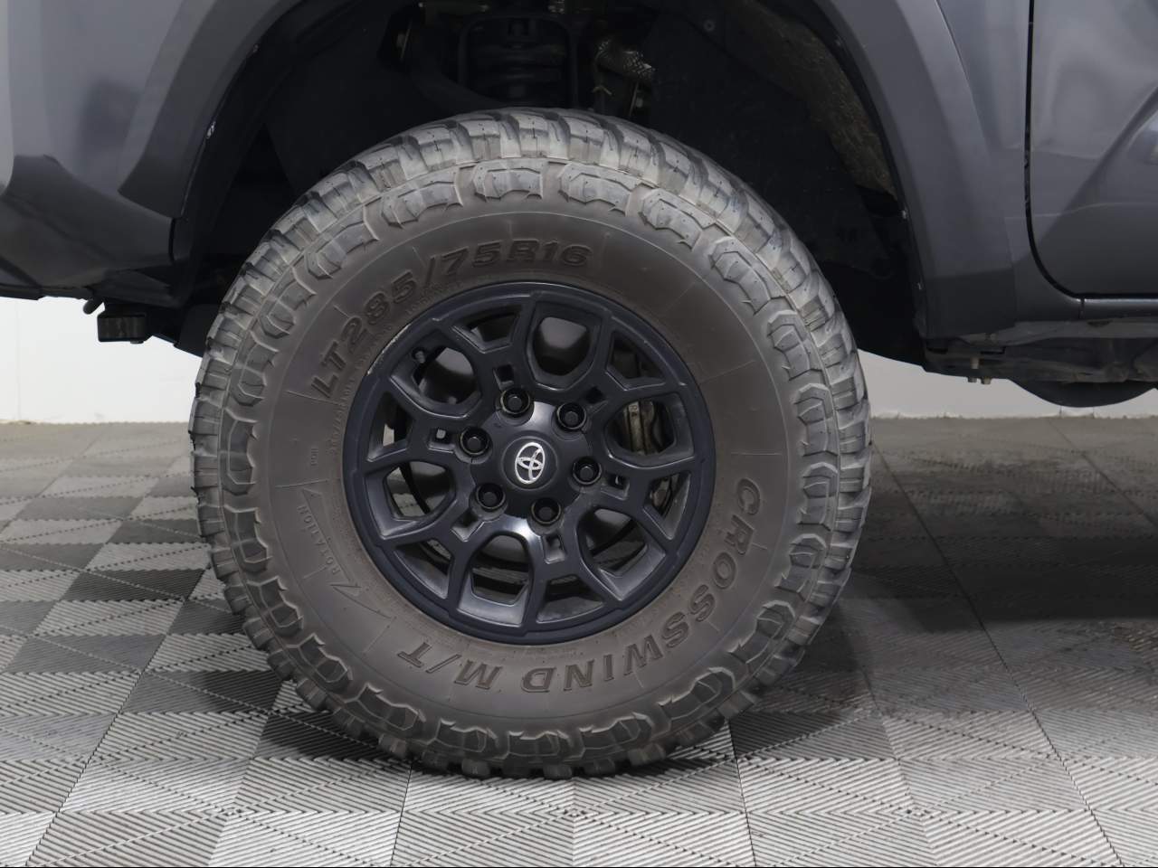 2023 Toyota Tacoma SR5 V6 Crew Cab