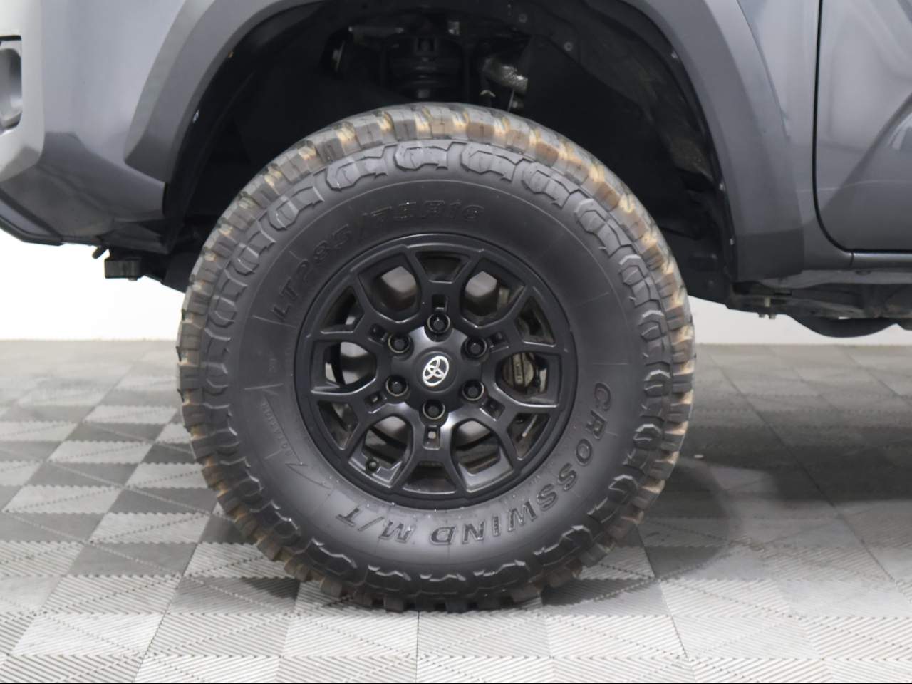2023 Toyota Tacoma SR5 V6 Crew Cab