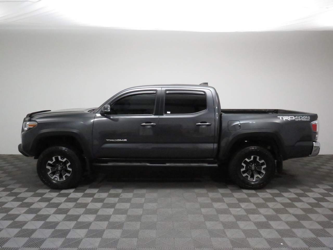 2022 Toyota Tacoma TRD Off-Road Crew Cab