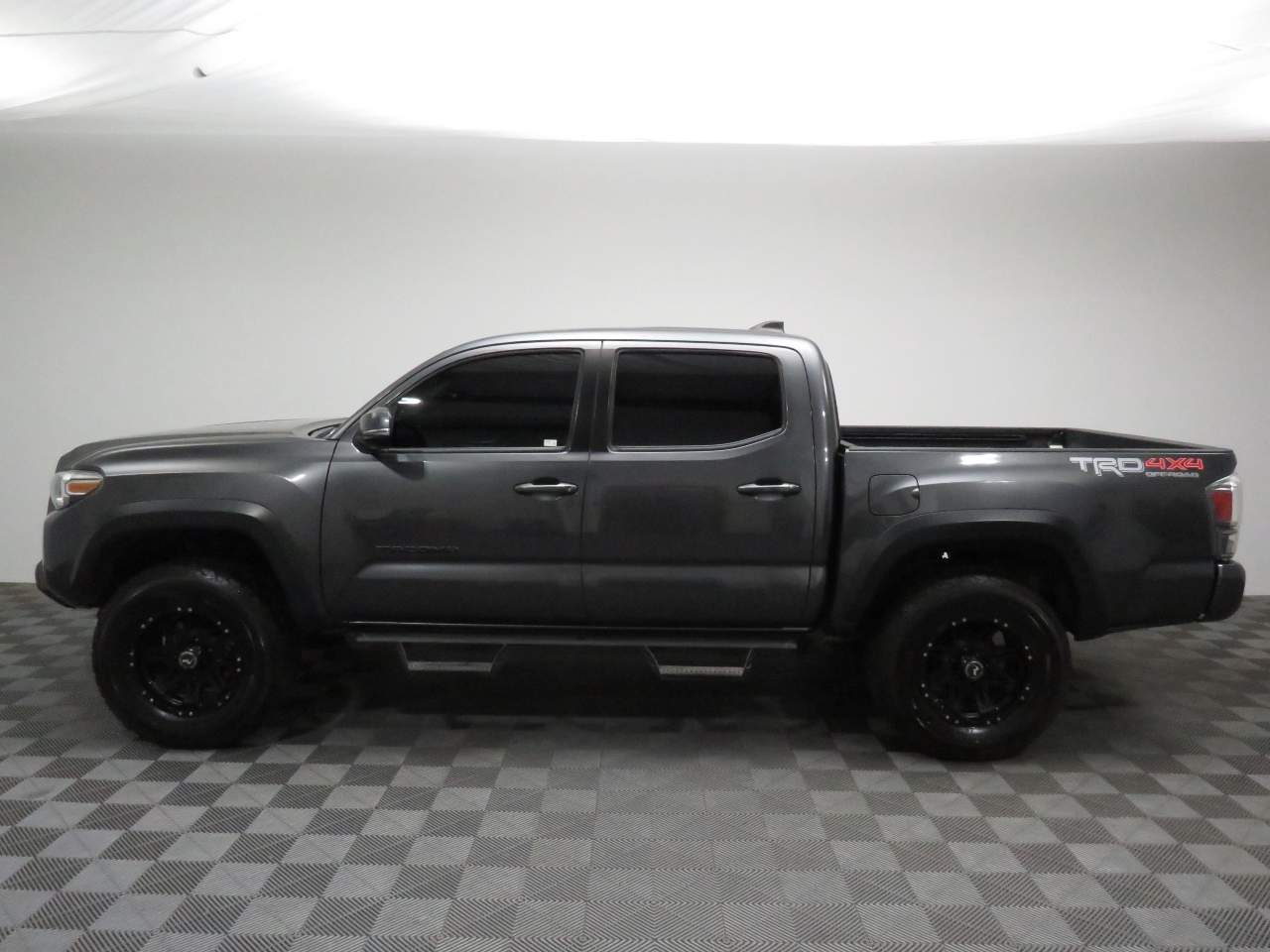 2020 Toyota Tacoma TRD Off-Road Crew Cab