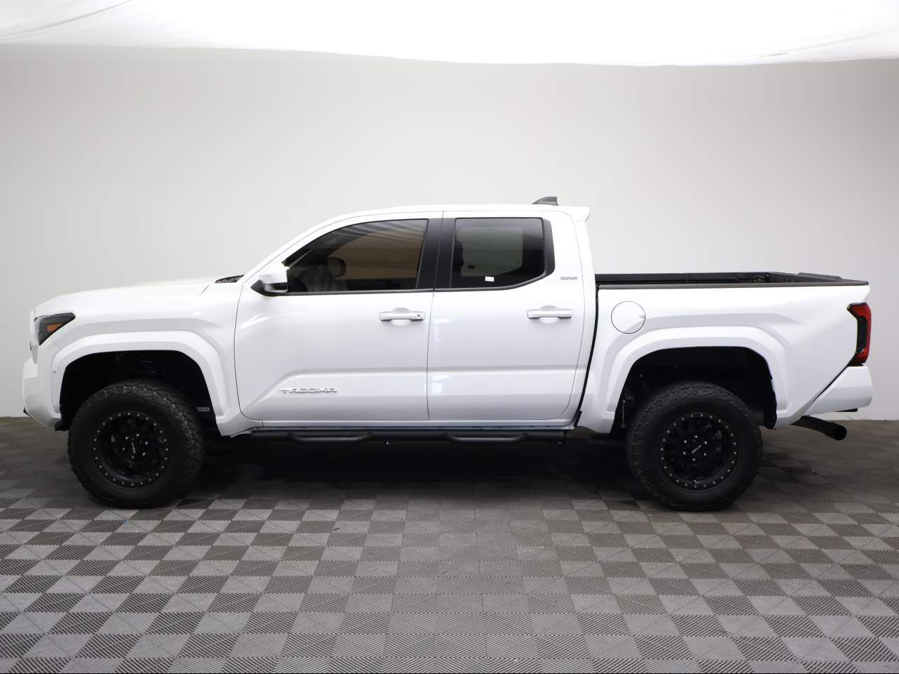 2024 Toyota Tacoma SR5 Crew Cab
