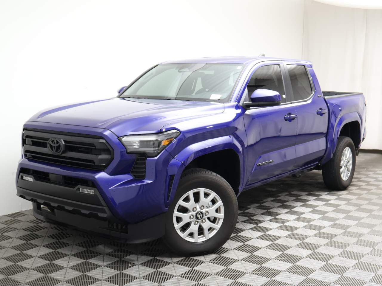 2025 Toyota Tacoma SR5 Crew Cab