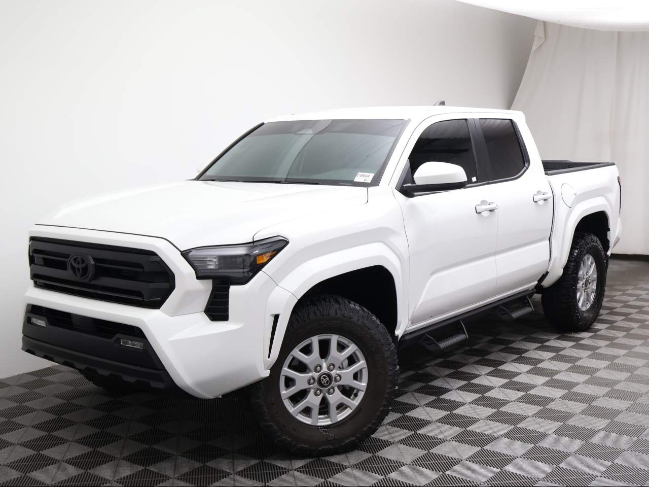2024 Toyota Tacoma SR5 Crew Cab