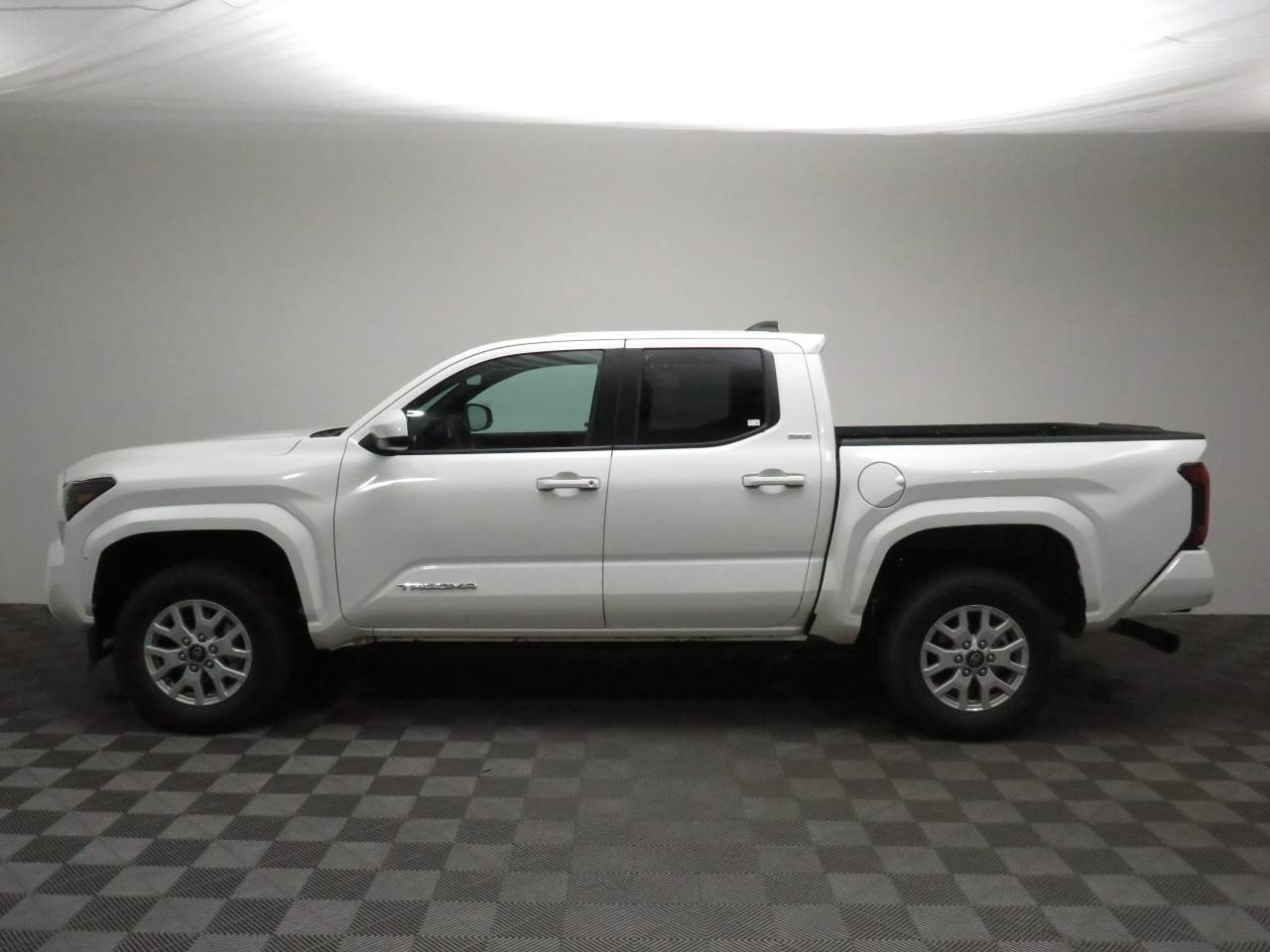 2025 Toyota Tacoma SR5 Crew Cab