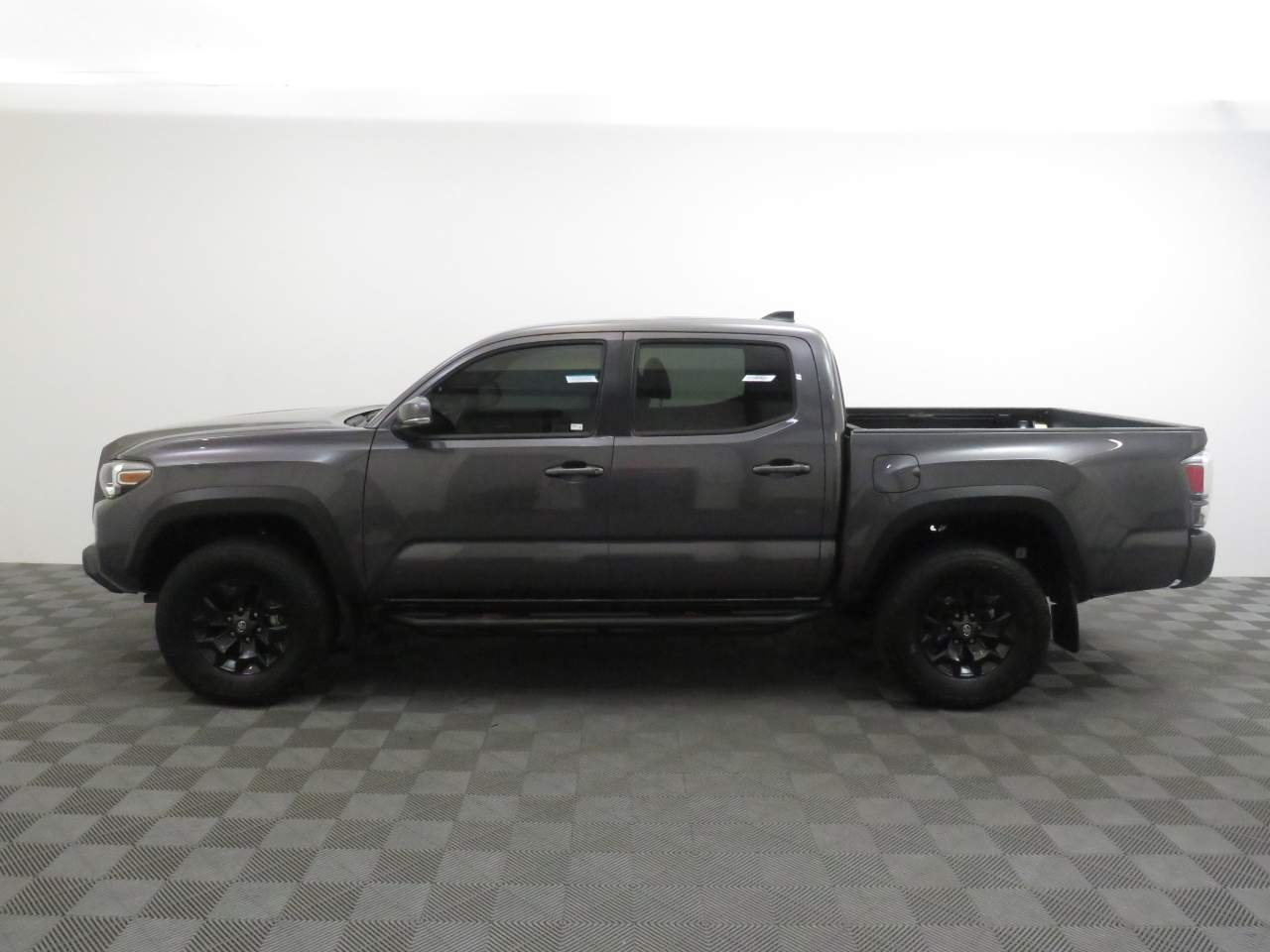 2022 Toyota Tacoma TRD Off-Road Crew Cab