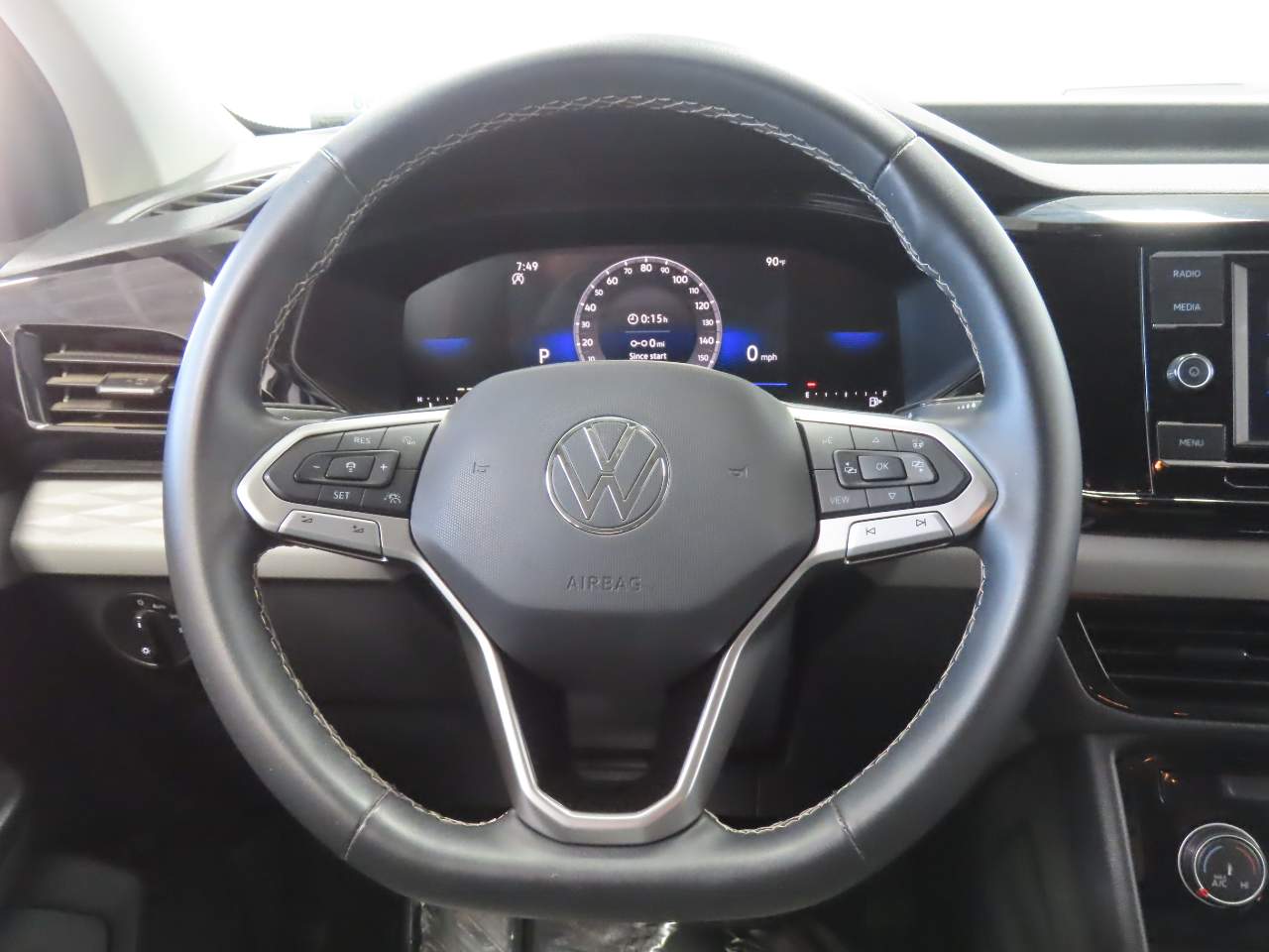 2024 Volkswagen Taos S - Photo 8