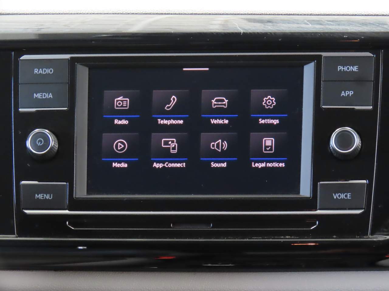 2024 Volkswagen Taos S - Photo 11