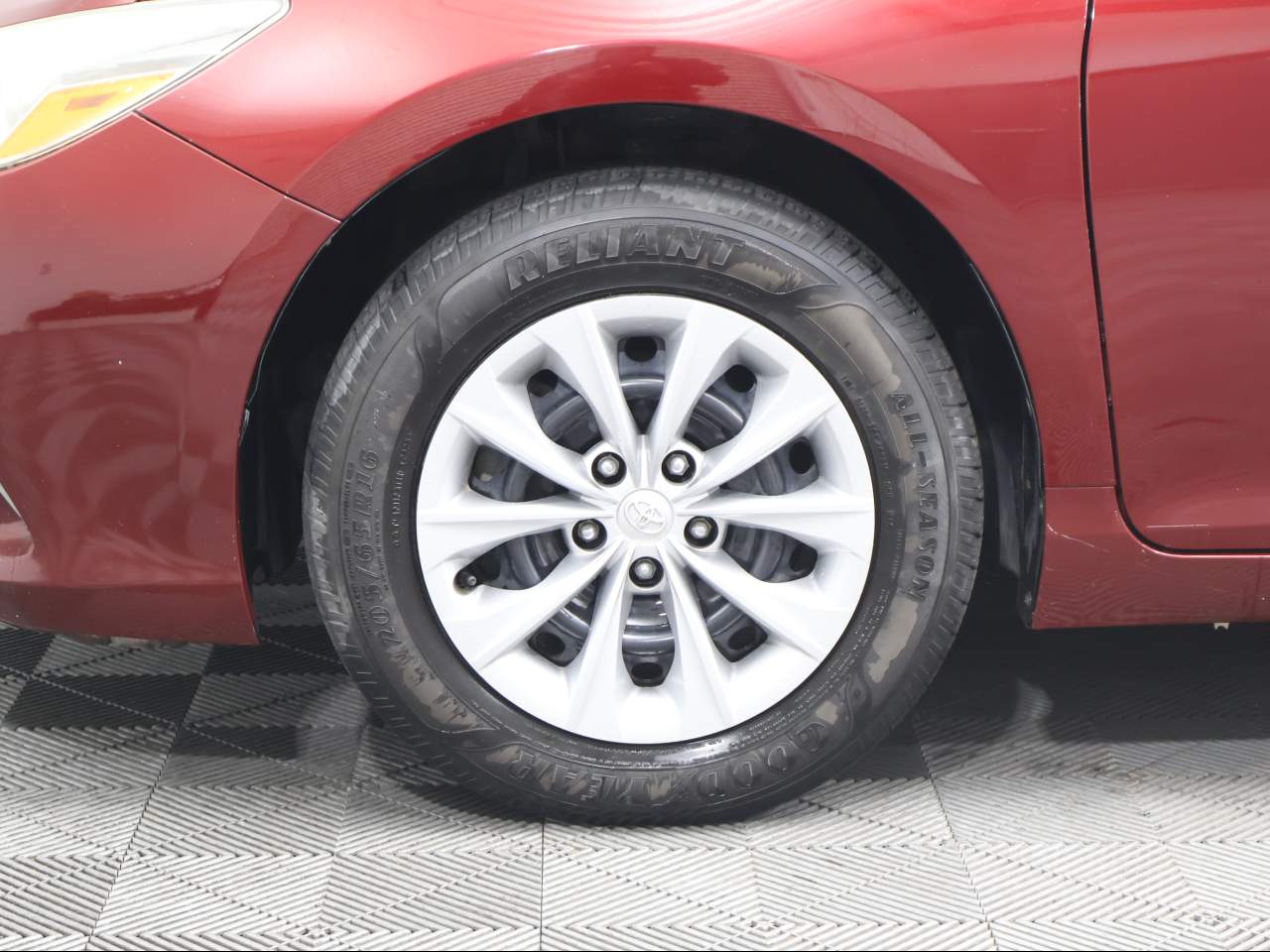 2017 Toyota Camry LE