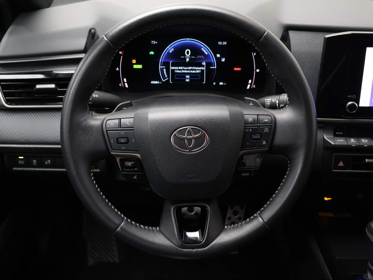 2025 Toyota Camry SE - Photo 11