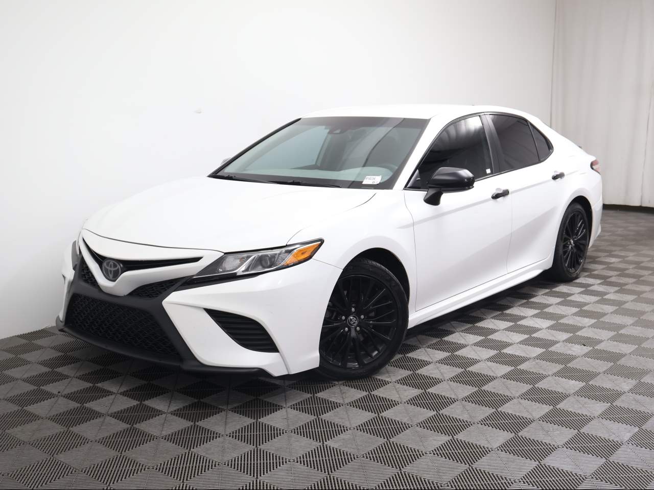 2020 Toyota Camry SE Nightshade