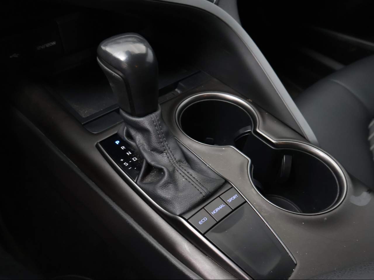 2022 Toyota Camry SE Nightshade