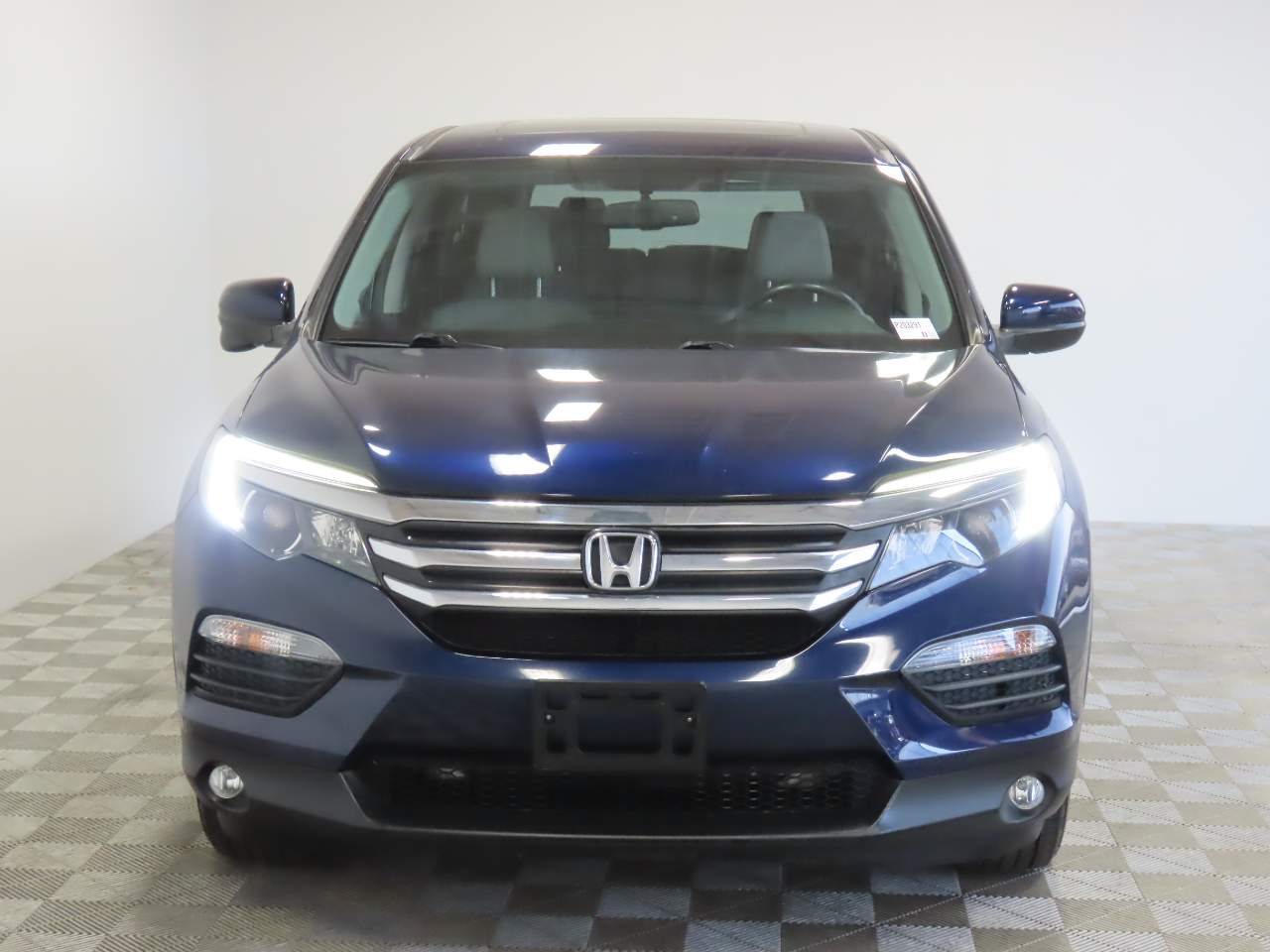 Used 2018 Honda Pilot EX-L with VIN 5FNYF5H50JB021027 for sale in Yuma, AZ