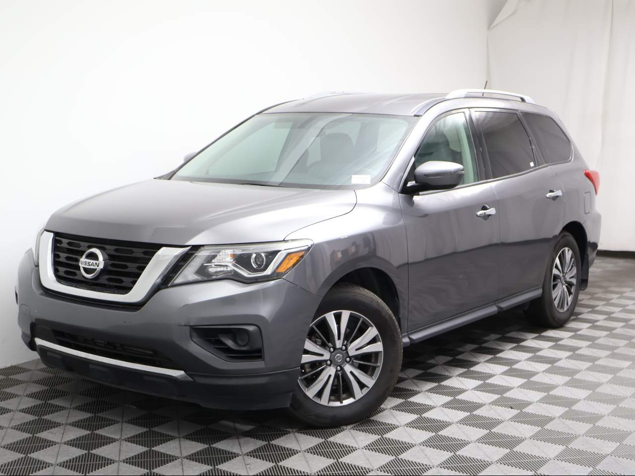 2018 Nissan Pathfinder S