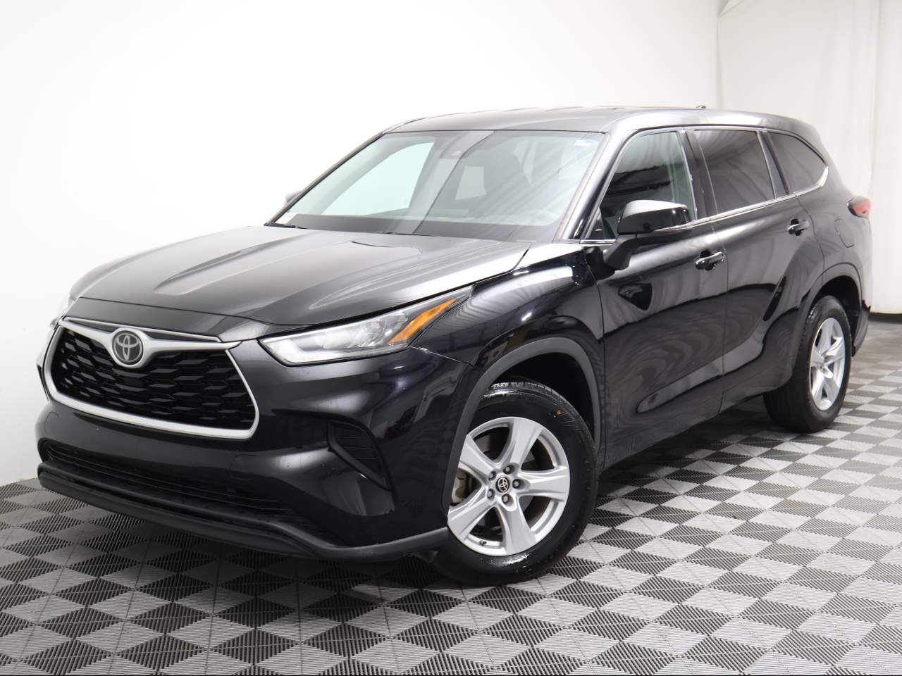 2020 Toyota Highlander L