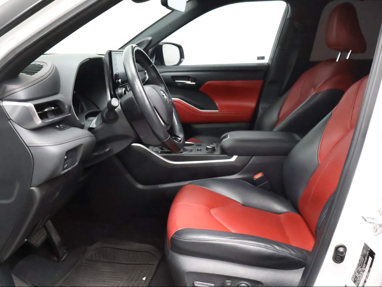 2021 Toyota Highlander XSE - Photo 8