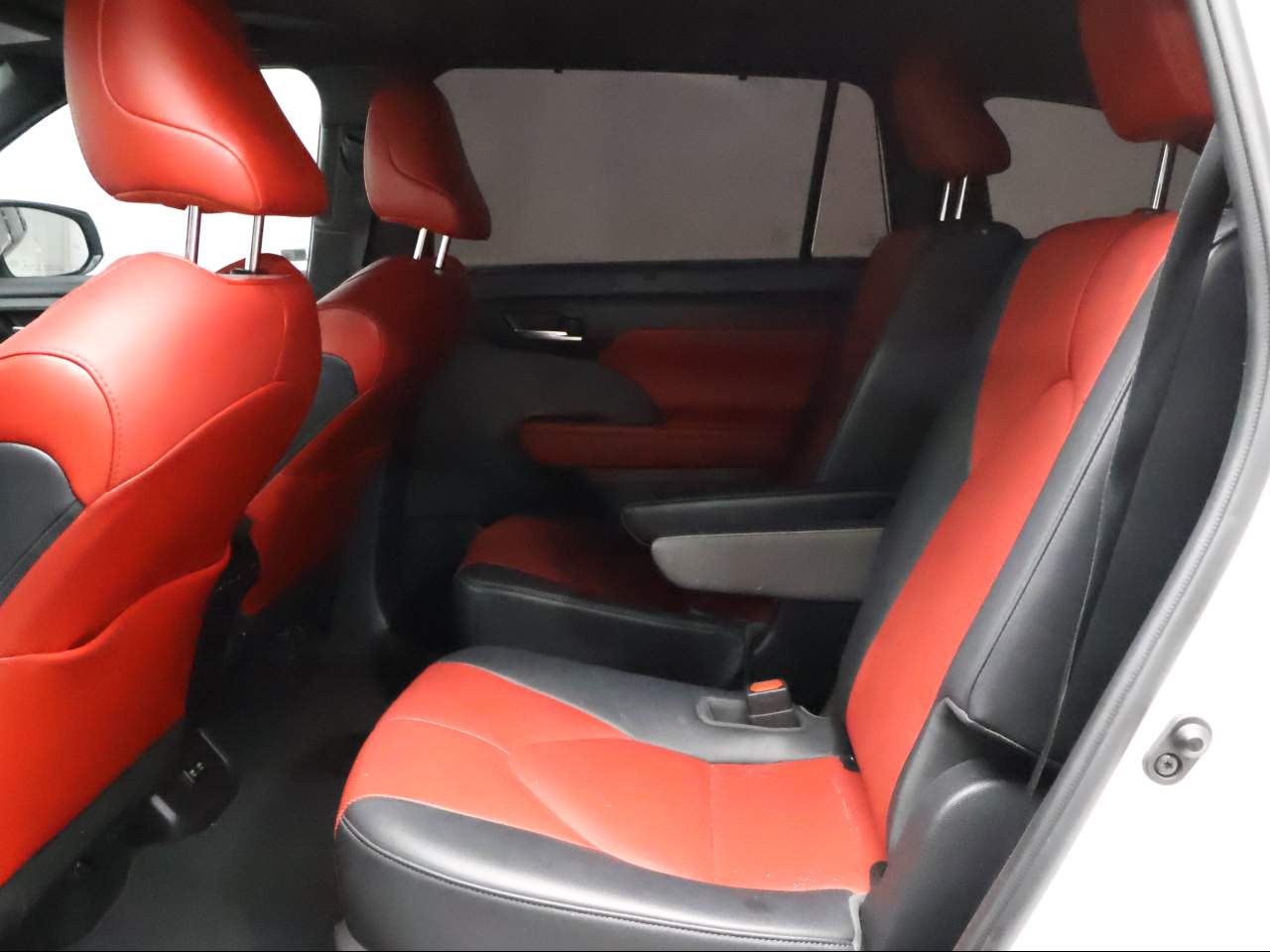 2021 Toyota Highlander XSE - Photo 9