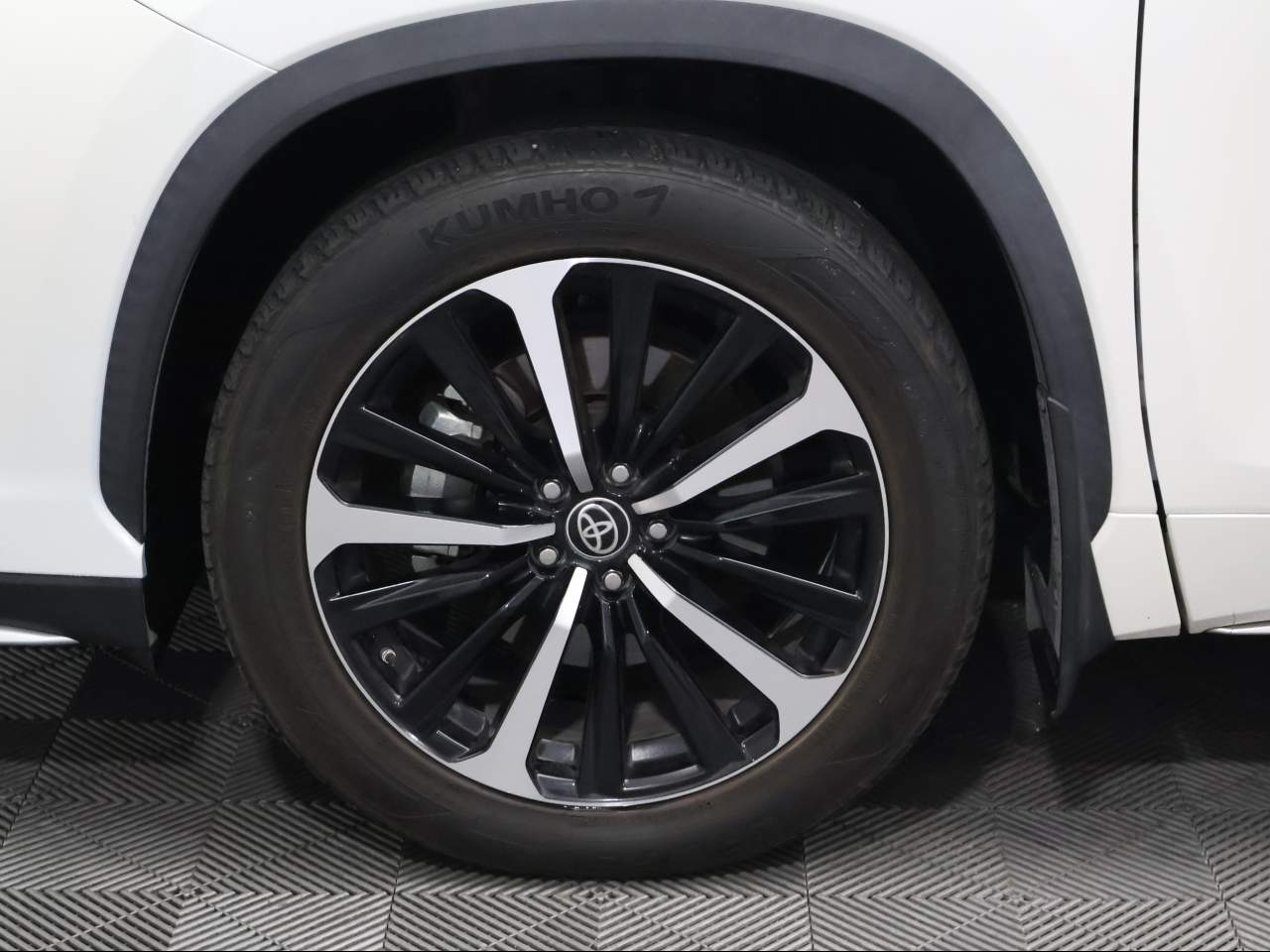 2021 Toyota Highlander XSE - Photo 6