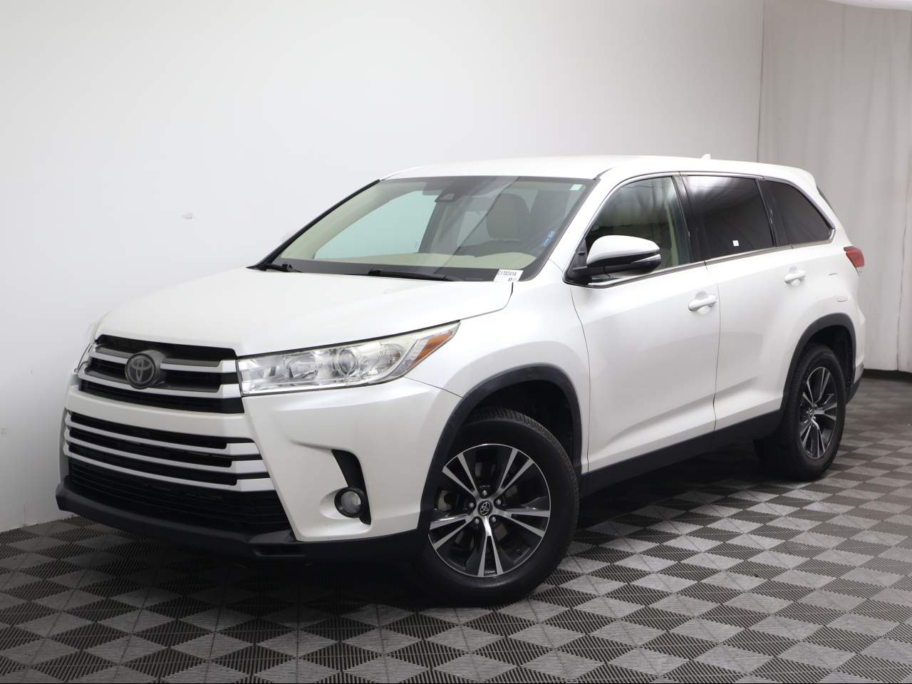2019 Toyota Highlander LE Plus
