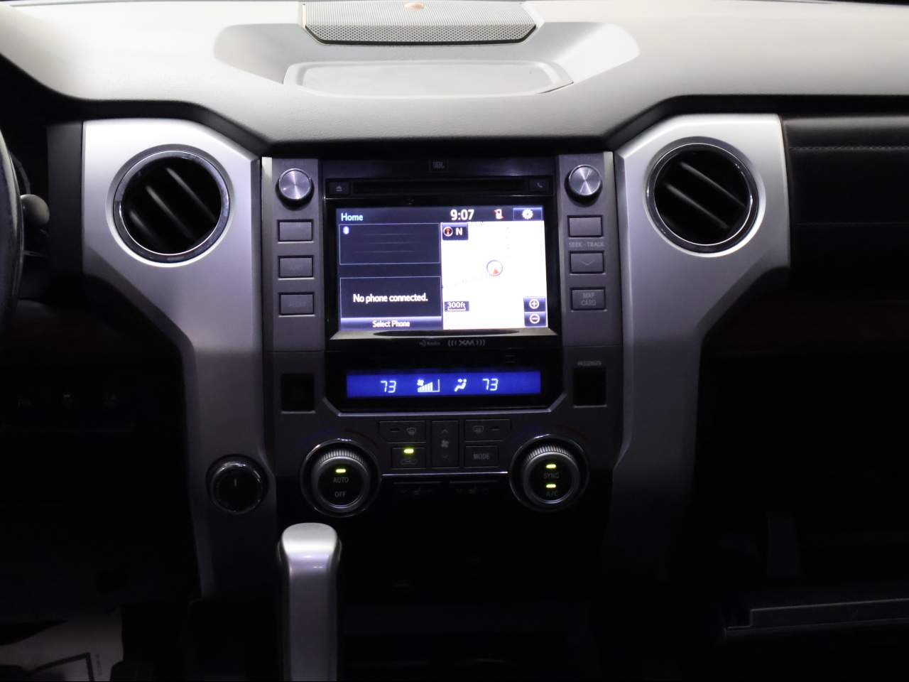 2015 Toyota Tundra Limited - Photo 13