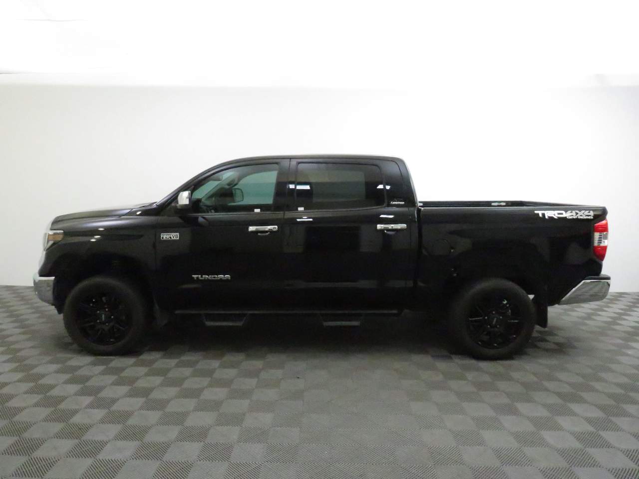 2019 Toyota Tundra Limited Crew Cab