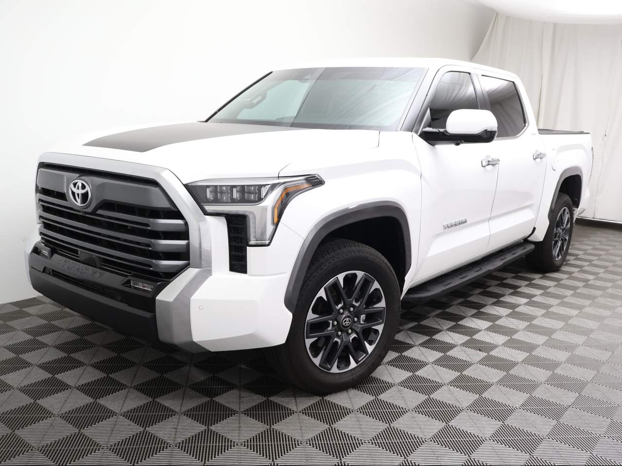 2025 Toyota Tundra Limited Crew Cab