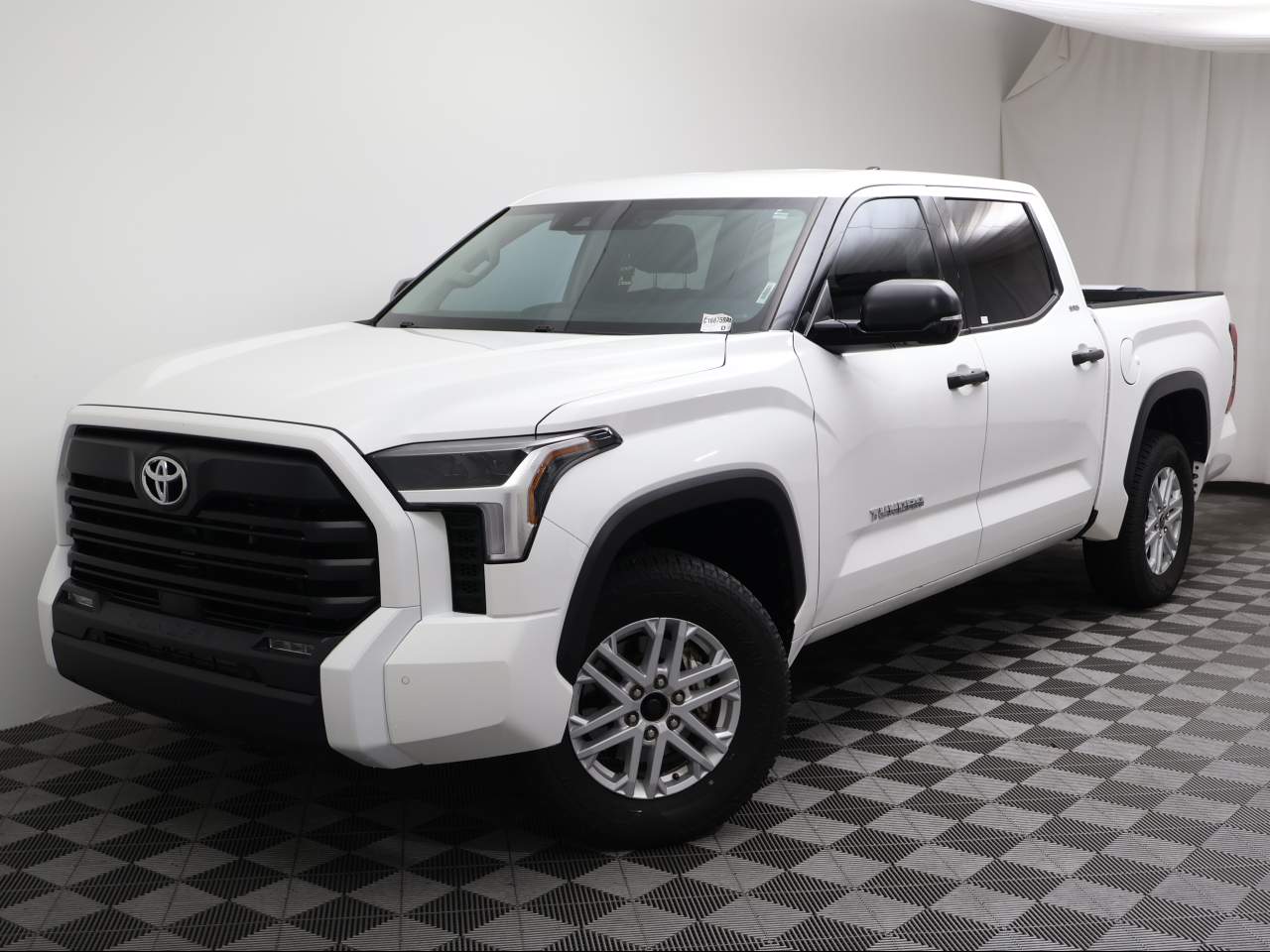 2022 Toyota Tundra SR5 Crew Cab