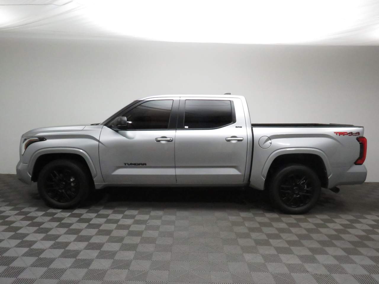 2024 Toyota Tundra SR5 Crew Cab