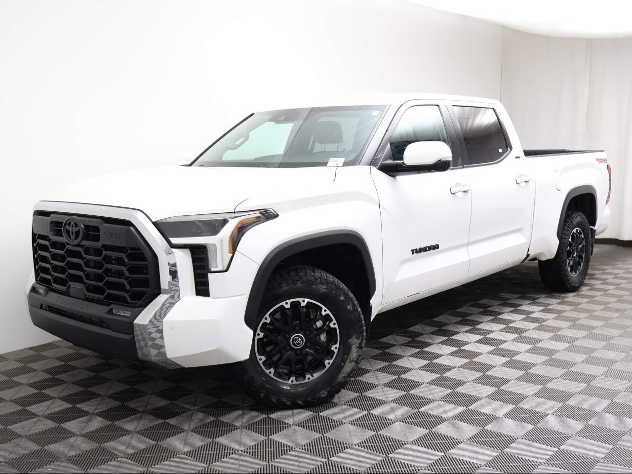 2024 Toyota Tundra SR5 Crew Cab