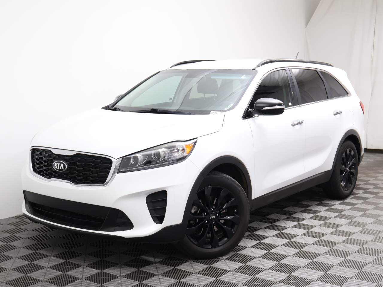 2019 Kia Sorento S V6