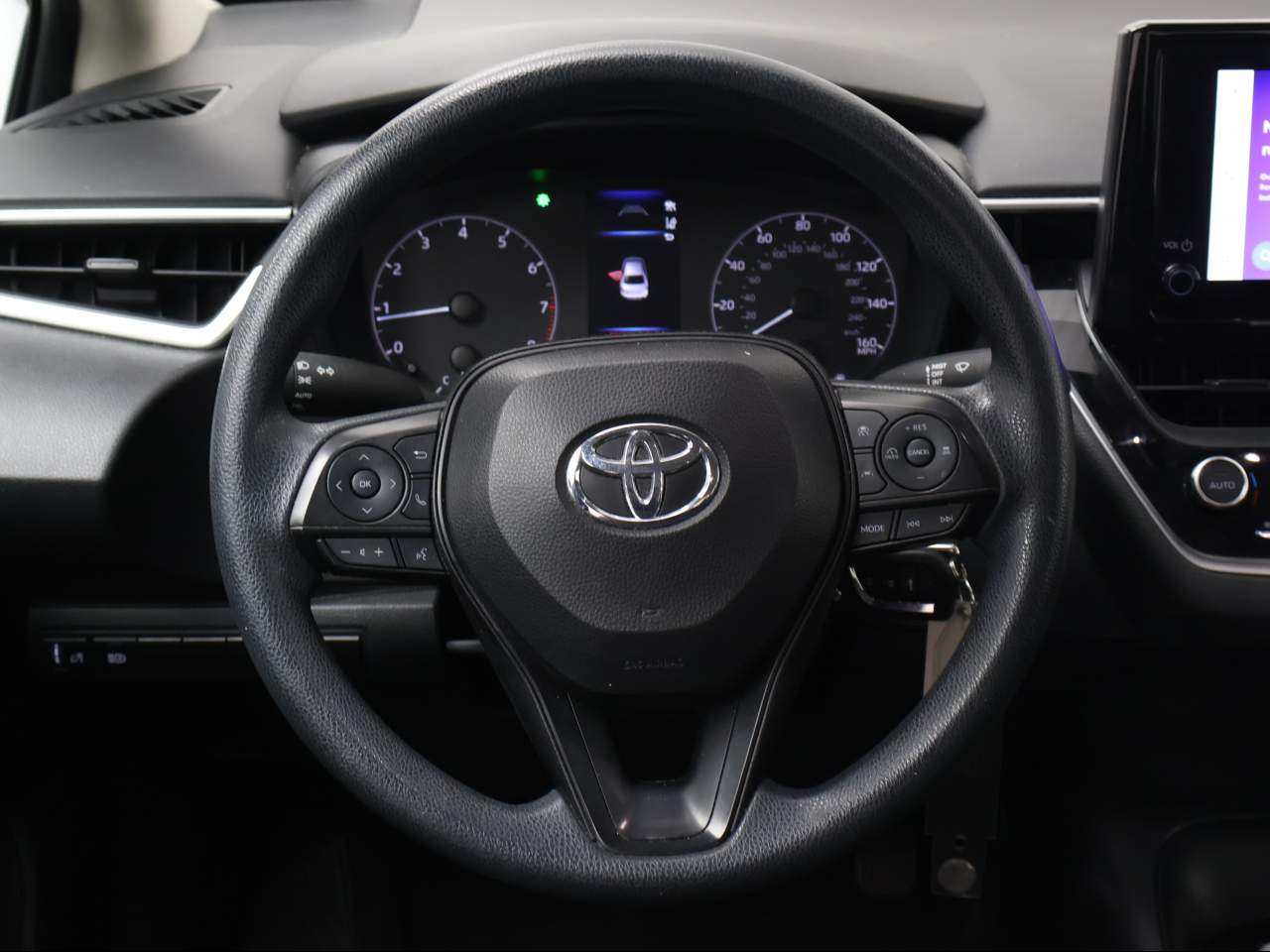 2024 Toyota Corolla LE - Photo 11