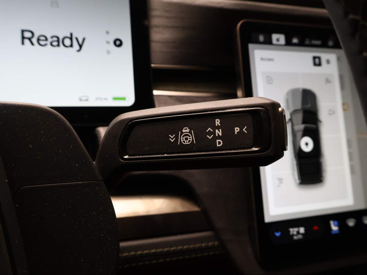 2023 Rivian R1S Adventure